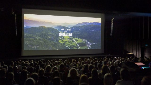 RAZPRODANA PREMIERA FILMA USPELA!