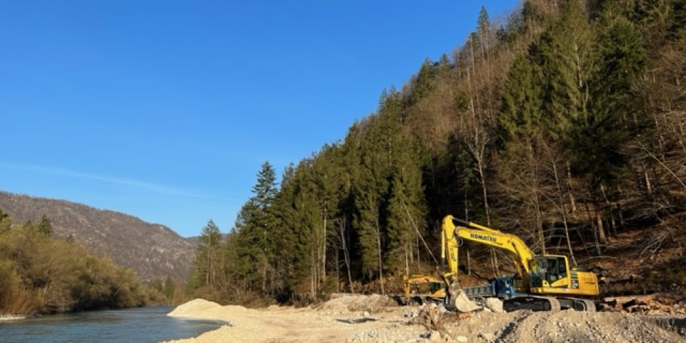 KOLESARSKA POT BLED – BOHINJ POGREB OBALE SAVE BOHINJKE