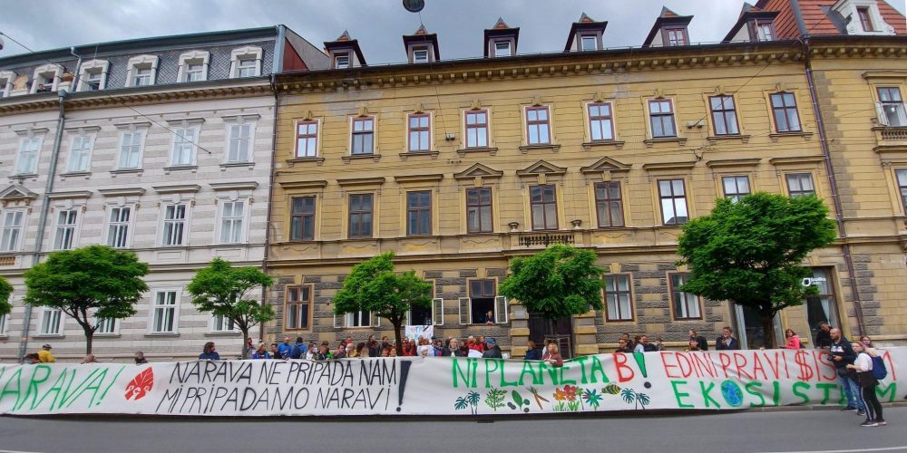 POSLANCI ZOPET ZA VIZJAKA & BETON IN PROTI NARAVI