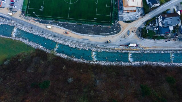 KAM GREDO MILIJONI ZA ‘VZDRŽEVANJE’ VODOTOKOV?