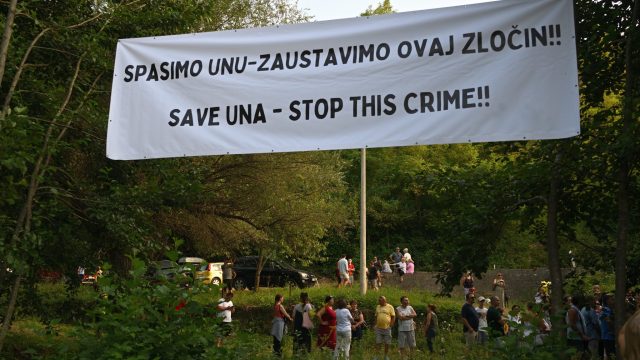 HOW TO HELP SAVE UNA
